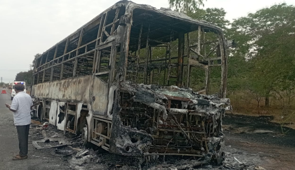 bus fire acidnet