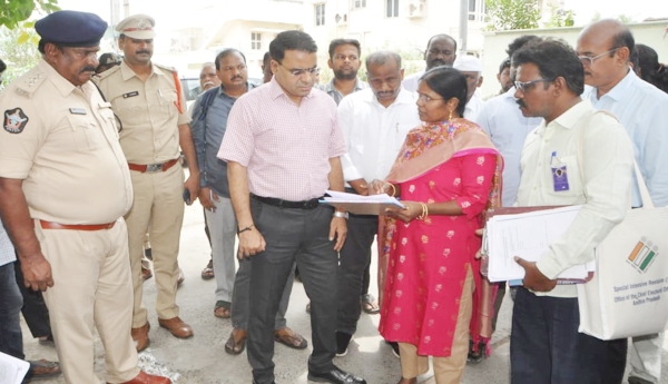 CEO Vivek Yadav's visit to Chilakaluripet