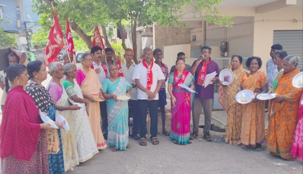 CPM protests against high prices.