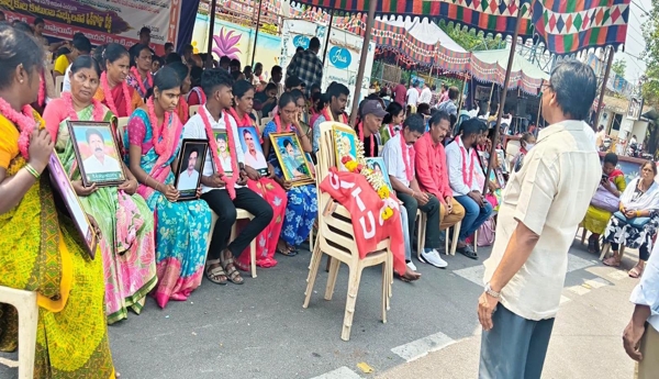 Municipal workers' strike on Gandhi Jayanti