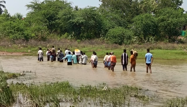 Hardships are unavoidable for Dalits even in their final journey...