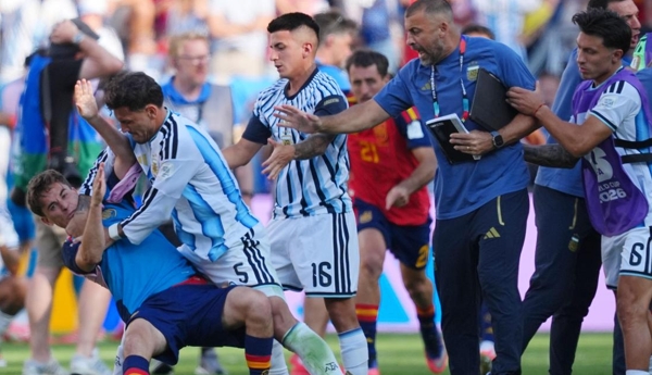 FIFA - Heavy fine for Argentina team - Bans imposed on several individuals