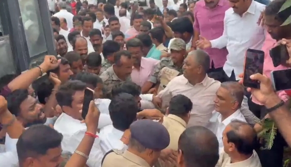 High tension at Hanamkonda Collectorate – Harish Rao arrested.