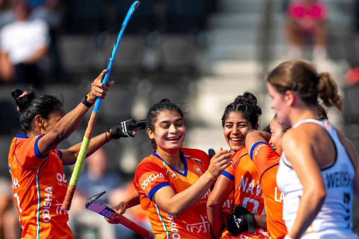 Hockey womens team