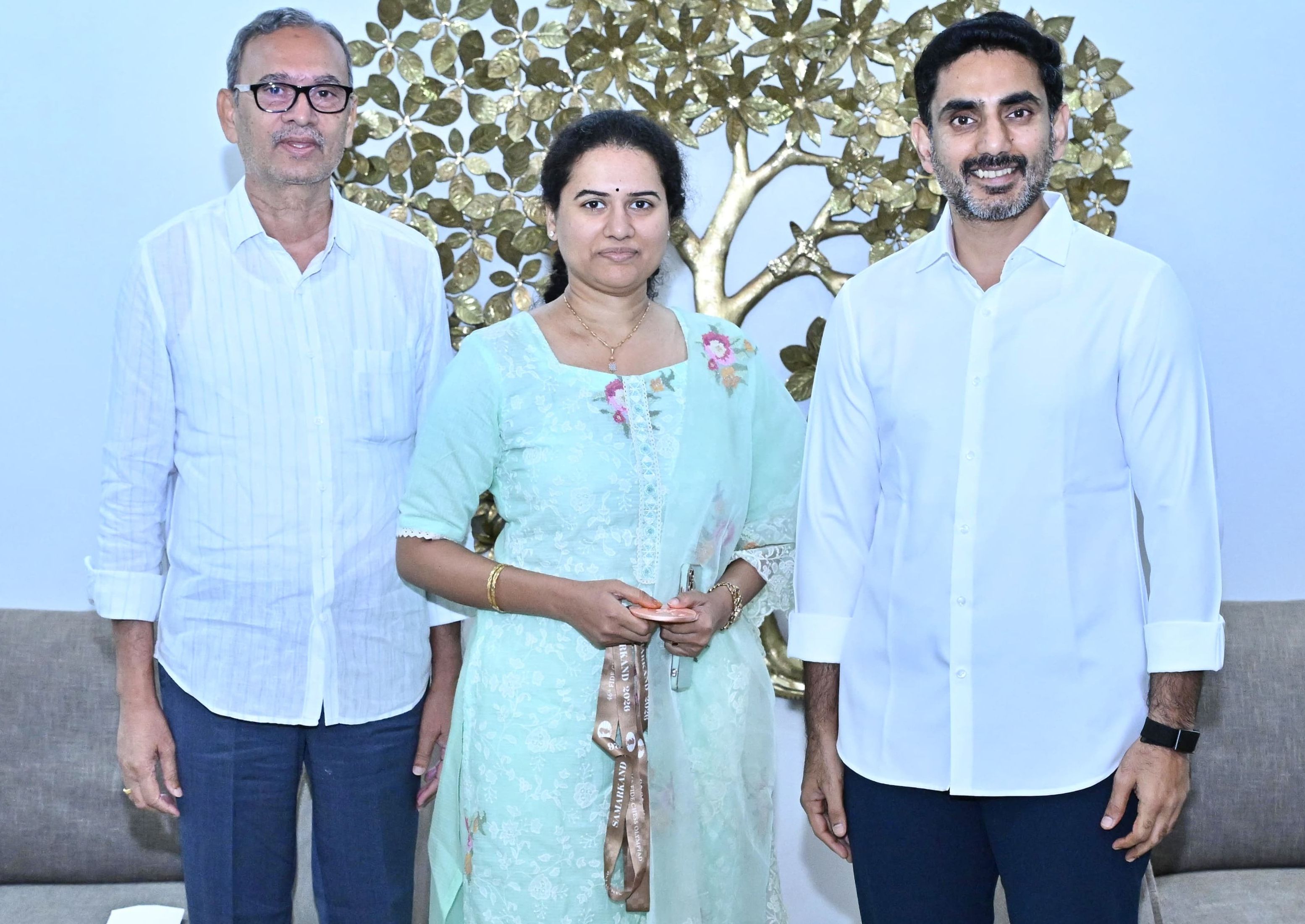 అమరావతిలో చెస్ అకాడమీకి సహకరించండి 
-మంత్రి లోకేష్‌‌కు కేనేరు హంపి వినతి image 1