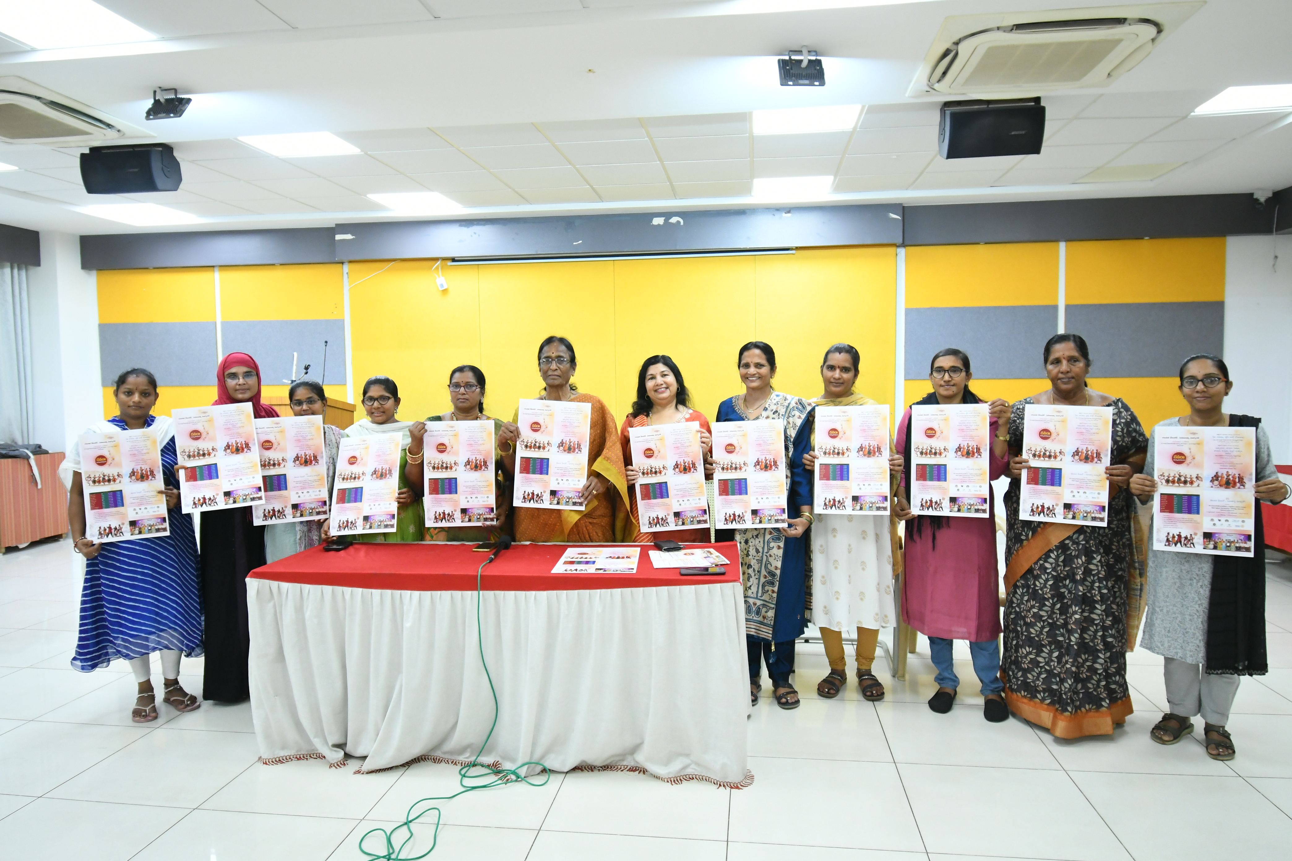 7, 8 తేదీల్లో దసరా సాంస్కృతికోత్సవాలు
- విజయవాడలో పోస్టర్‌ ఆవిష్కరణ image 1