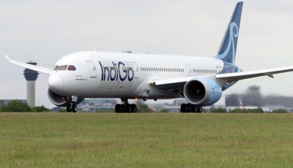 an-indigo-flight-landed-due-to-a-technical-problem
