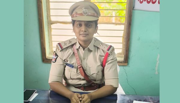 తలమంచిపట్నం ఎస్‌ఐగా హైమావతి బాధ్యతల స్వీకరణ