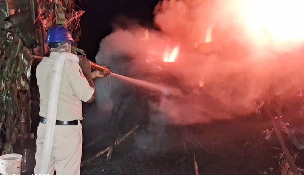 Haystack gutted by fire near Erra Colony – Property loss of ₹30,000.