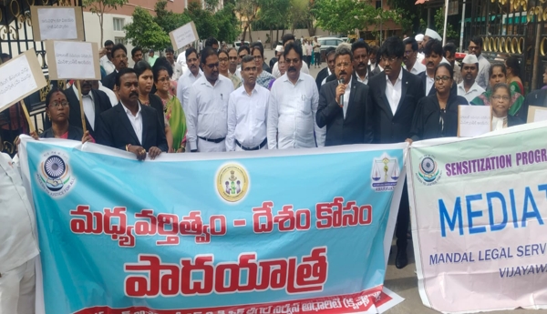 'Mediation for the Nation' – Lawyers' Padayatra