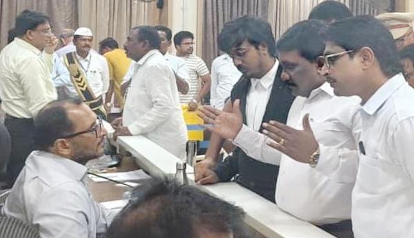 Take strict action against illegal flex banners: Lawyers' plea to the Collector.