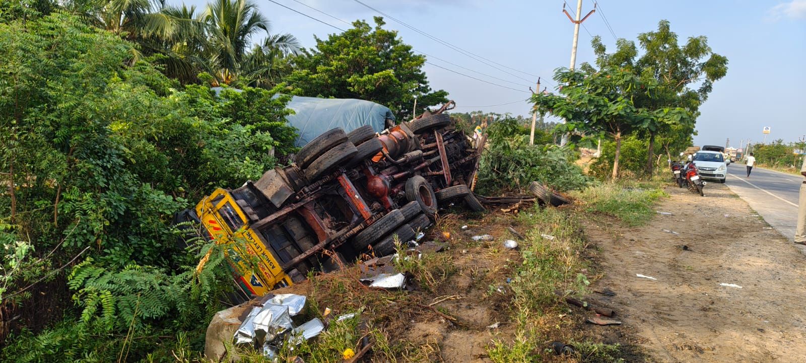lorry.jpg