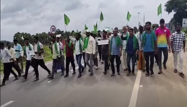 Video - Adivasi Manyam Bandh... Siege of Chinturu ITDA PO's office.