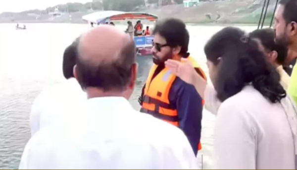 గోదావరి ఘాట్లను పరిశీలించిన ఉప ముఖ్యమంత్రి పవన్ కళ్యాణ్