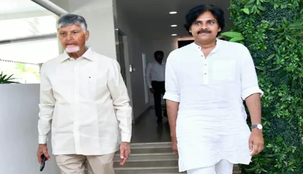 Pawan visits Chandrababus residence