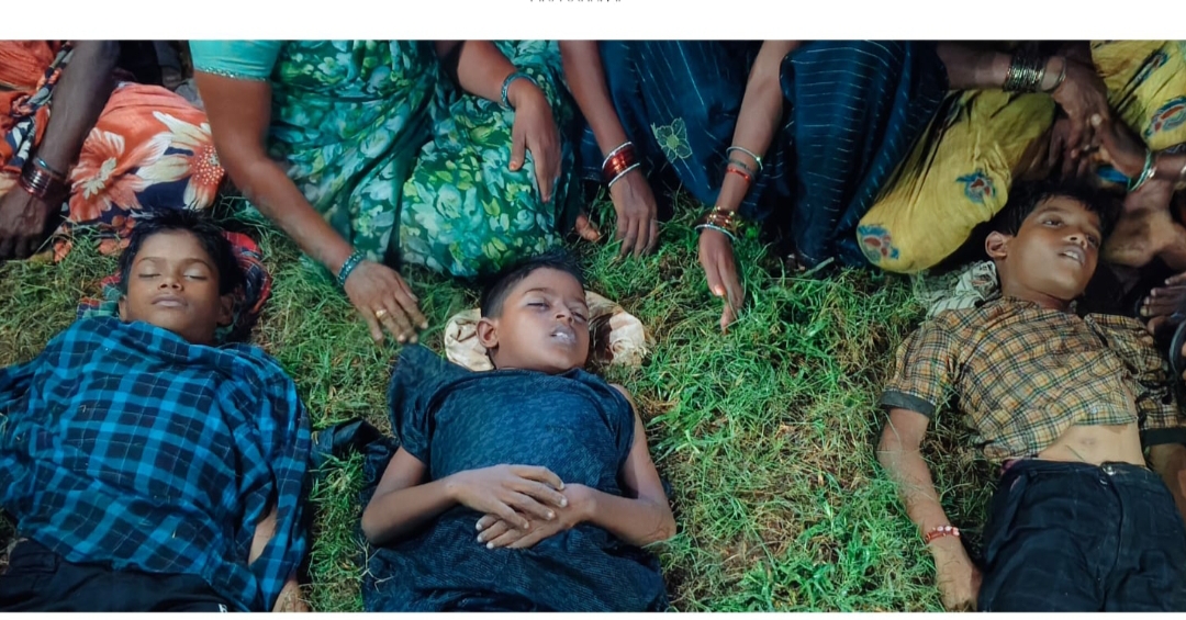 ​బుదరాయవలసలో విషాదం 
- చెరువులో స్నానానికి దిగి ముగ్గురు చిన్నారులు మృతి image 1