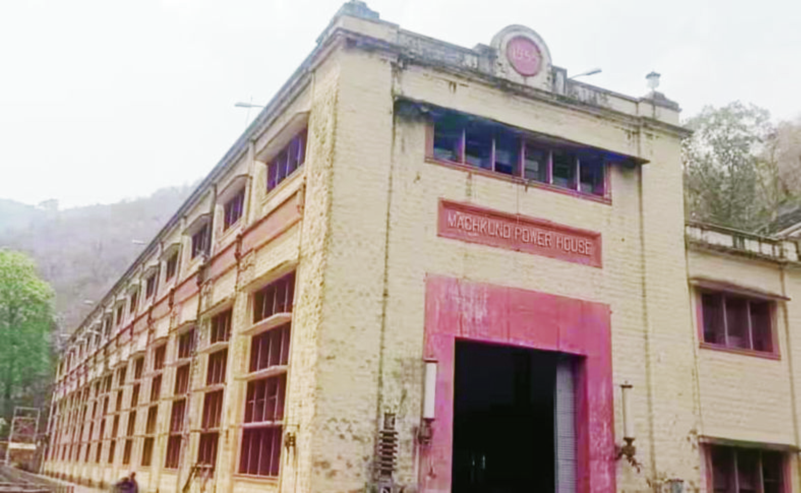 winch house.jpg