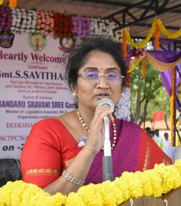 ప్రజలు, పోలీసుల సంక్షేమమే లక్ష్యం
- ఎపిఎస్పి, ఎస్సిటిపిసి పాసింగ్ అవుట్ పరేడ్లో మంత్రి సవితమ్మ image 1