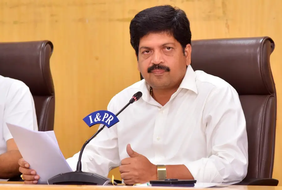kollu ravindra
