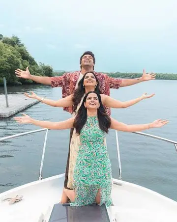 డిసెంబరు 4న 'హలో కాదల్' image 1