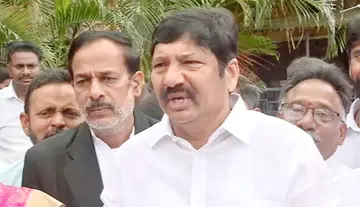 Jogi Ramesh's family approaches the Vijayawada Women's Court.