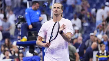 jverevtennis-1788363707129-3734.jpg