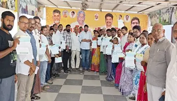 Distribution of CMRF cheques