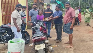 YSRCP candidate Chandrakala Subba Rao extends support to cyclone victims