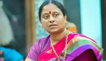 Call from the High Command – Konda Surekha heads to Delhi.