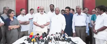 ma babay india bloc meetimng.jpg