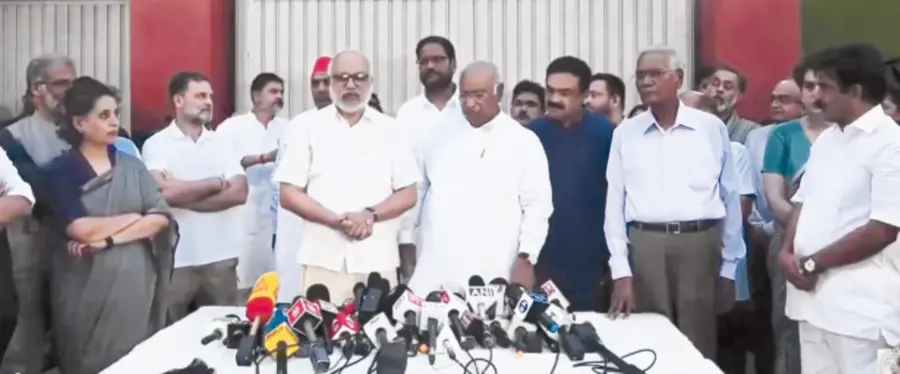 ma babay india bloc meetimng.jpg