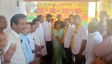 YSRCP ward members and party workers join TDP
