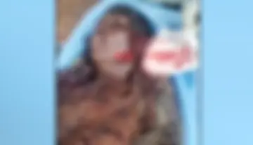 Elderly woman attacked with a knife by an unidentified person – dies while undergoing treatment.