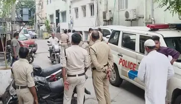 Late-night police commotion in Palnadu...