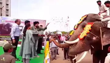 Operation to Contain Wild Elephants – Pawan Welcomes Kumki Elephants