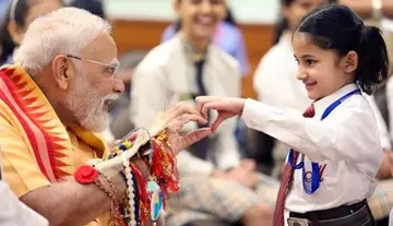 On the occasion of Raksha Bandhan... Prime Minister Modi extends his greetings.