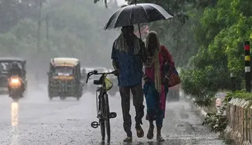 Rain expected in the next 3 hours..!