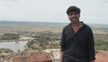 Arts College student dies of electric shock.
