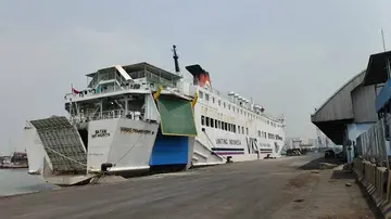 ship.jpeg