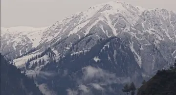 snowfall blankets