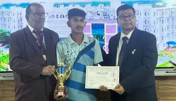 Seetam student wins DSA District Badminton Championship
